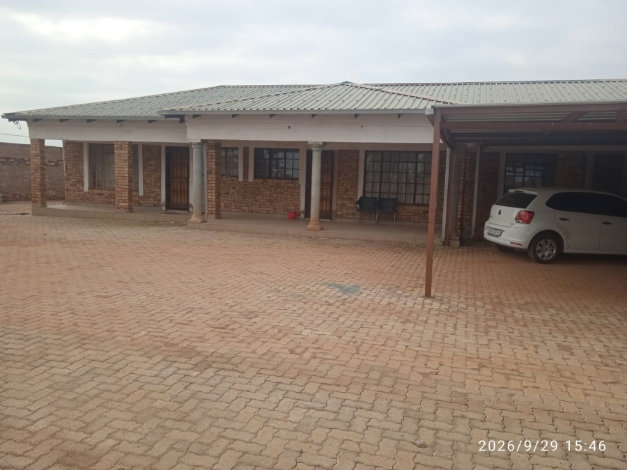10 Bedroom Property for Sale in Ellaton North West